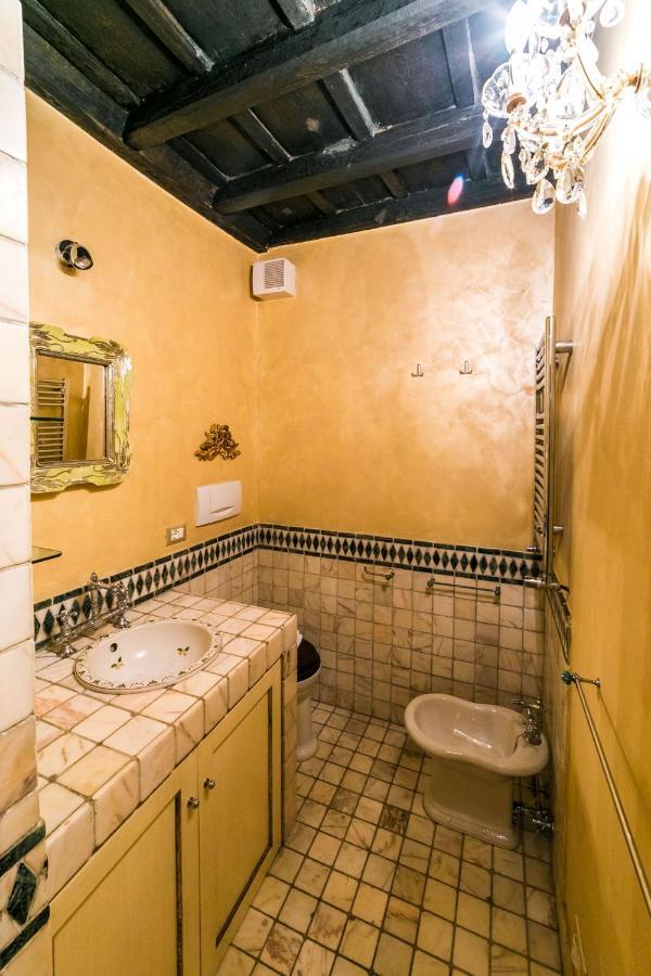 Maison Specchi Apartment Rom